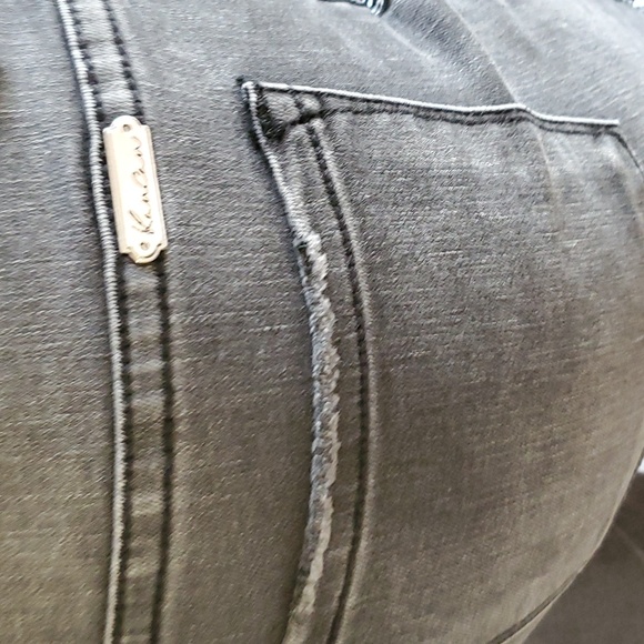 Kancan woman's gray black distressed crop stretch jeans size 27 - Picture 5 of 16
